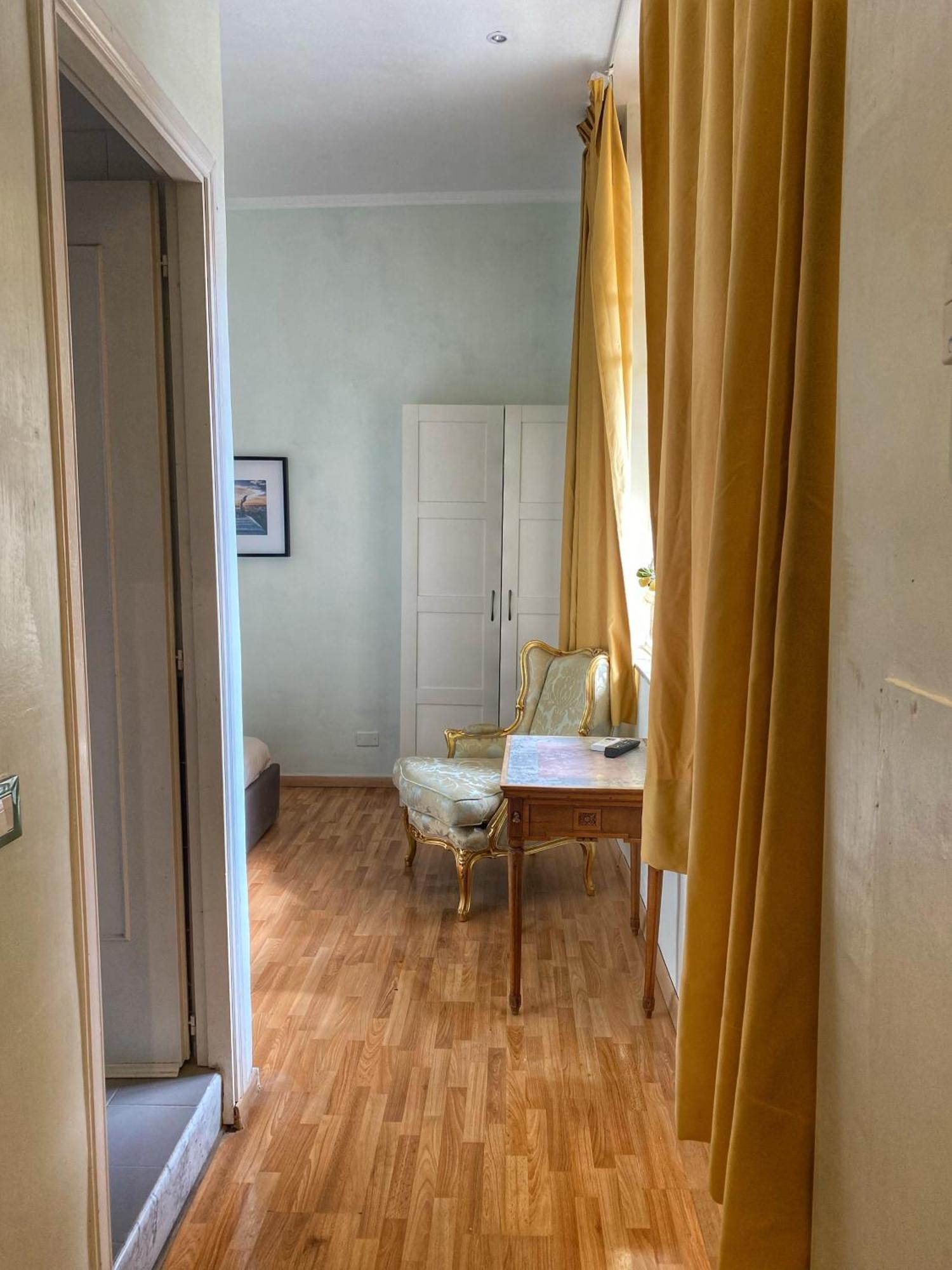 Virgilio Suite Roma Rom bilde